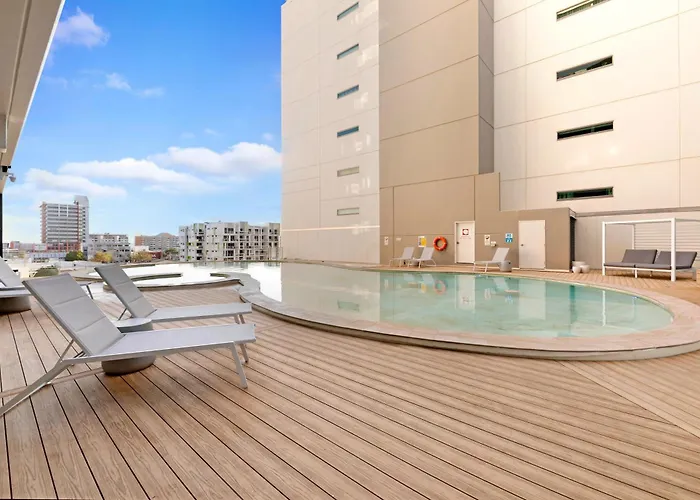 King Balcony Suite At Resort Style Darwin Stay